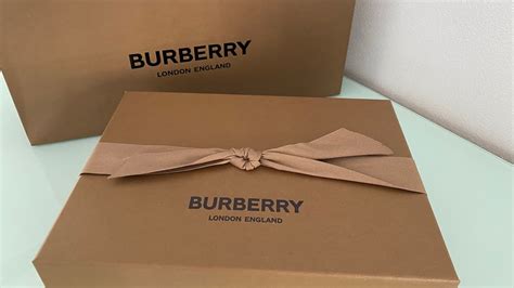 burberry unboxing|burberry store online.